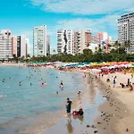 Flat alto padrão moderno frente a praia melhor localização na beira mar